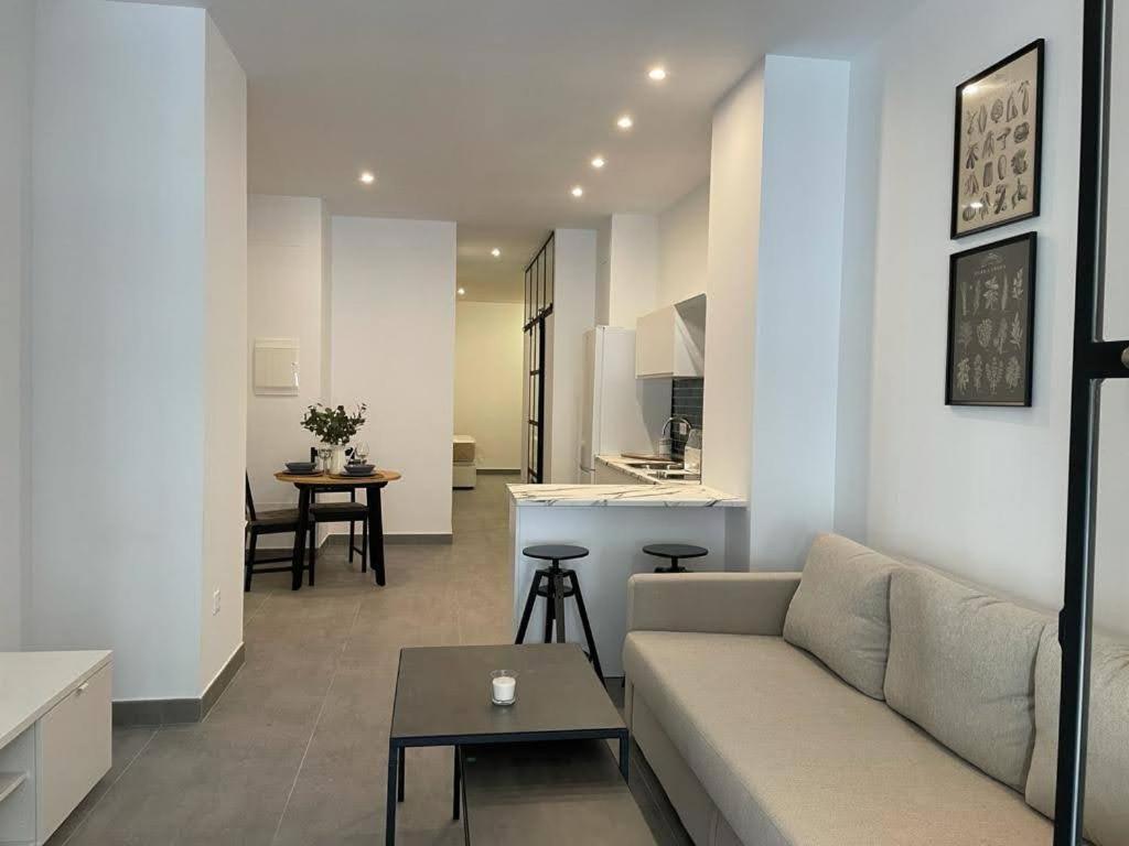 Ferienwohnung Complejo Pinta18 At1, At2 Y At3 Sevilla Exterior foto