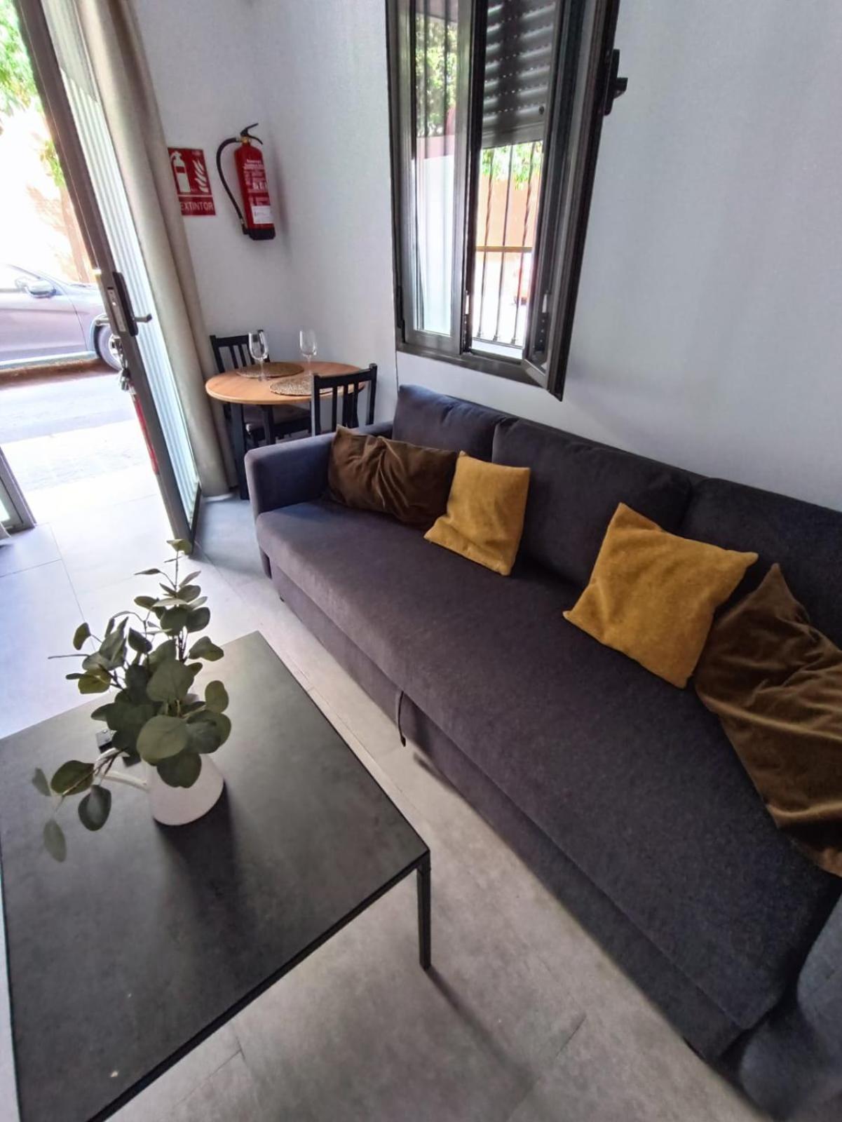 Ferienwohnung Complejo Pinta18 At1, At2 Y At3 Sevilla Exterior foto